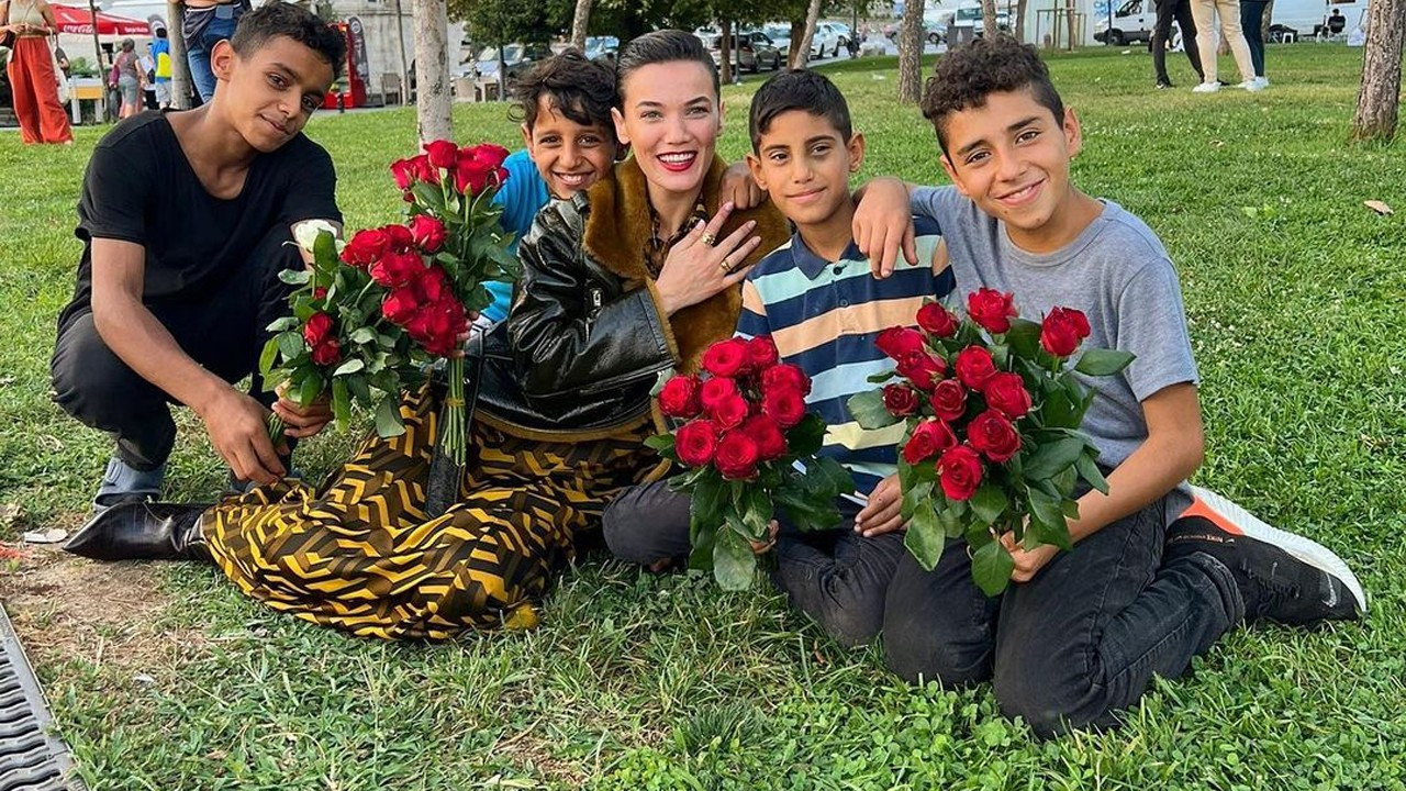 Pınar Deniz'den yürekleri ısıtan kare