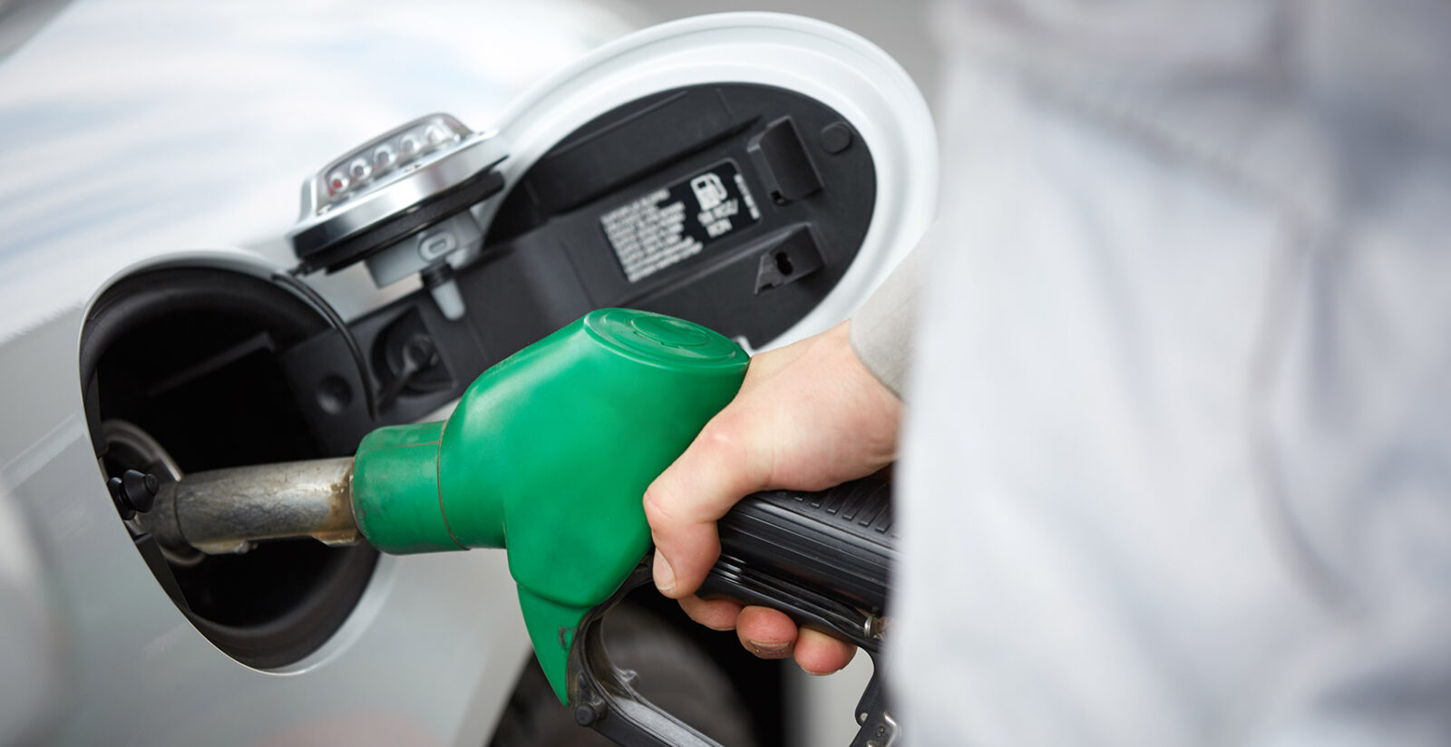 Akaryakıtta yeni oyun; yasal ve kaçak yakıtı tek pompada satmışlar