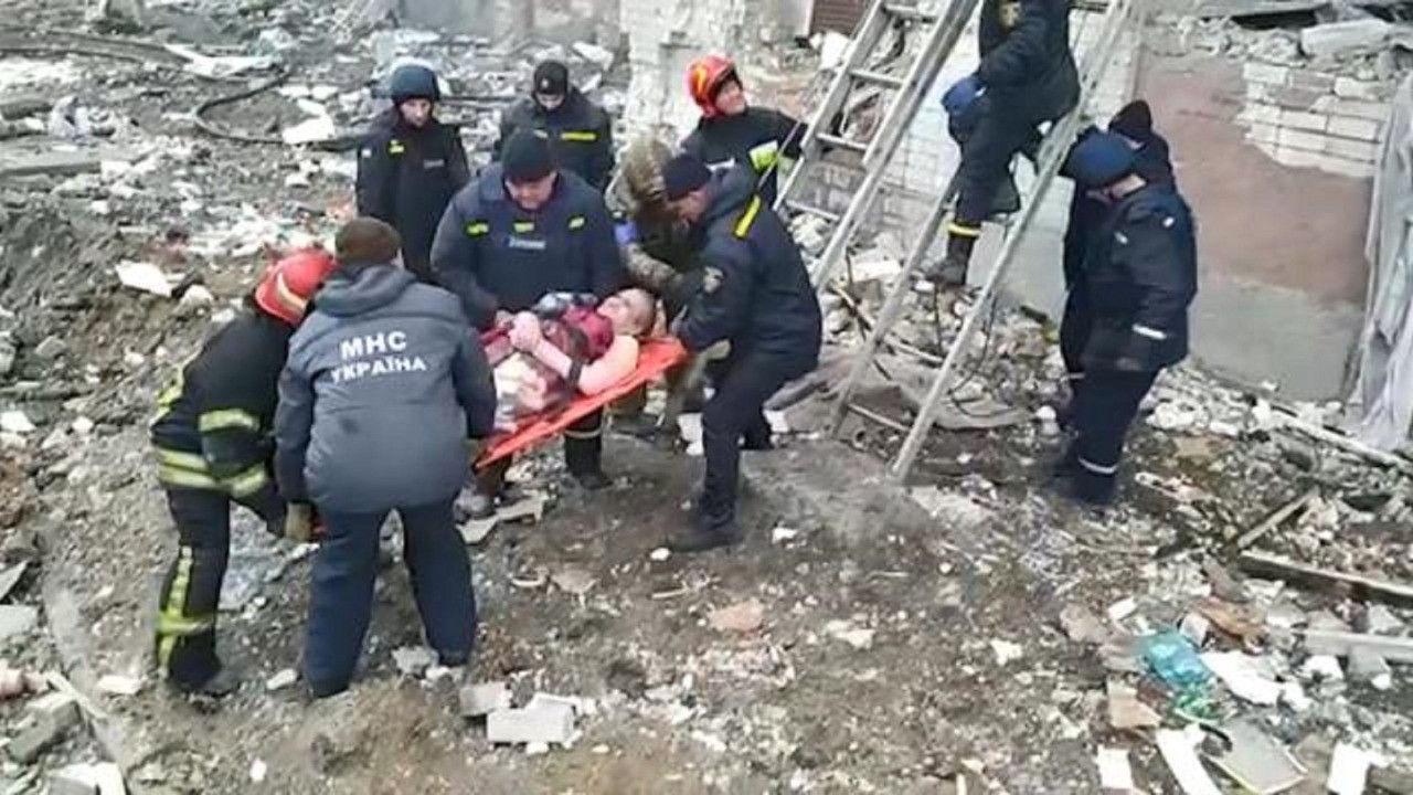 Rusya, NATO eğitim üssünü 30 roketle vurdu, çok sayıda ölü ve yaralı var