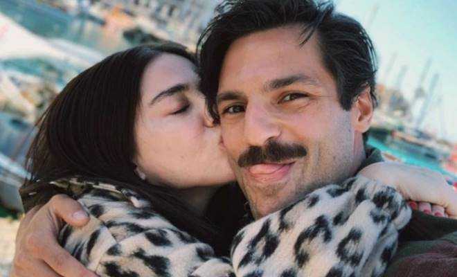 Özge Gürel ve Serkan Çayoğlu'ndan aşk dolu paylaşım