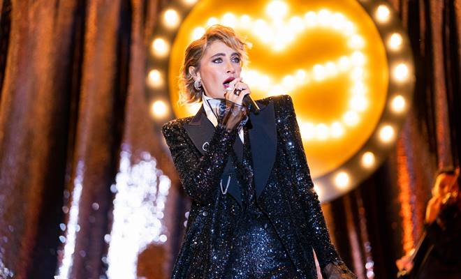 Sıla’ya Ankara’da özel ’19 Mayıs konseri’ stili