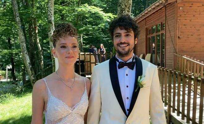 Taner Ölmez ile Ece Çeşmioğlu'nun bebeğinin cinsiyeti belli oldu