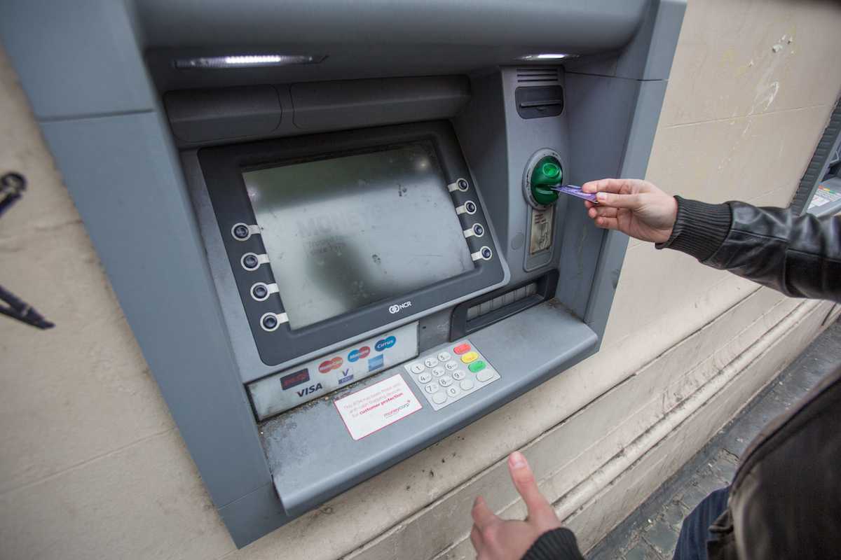 ATM üzerinden para aklayan çeteye darbe