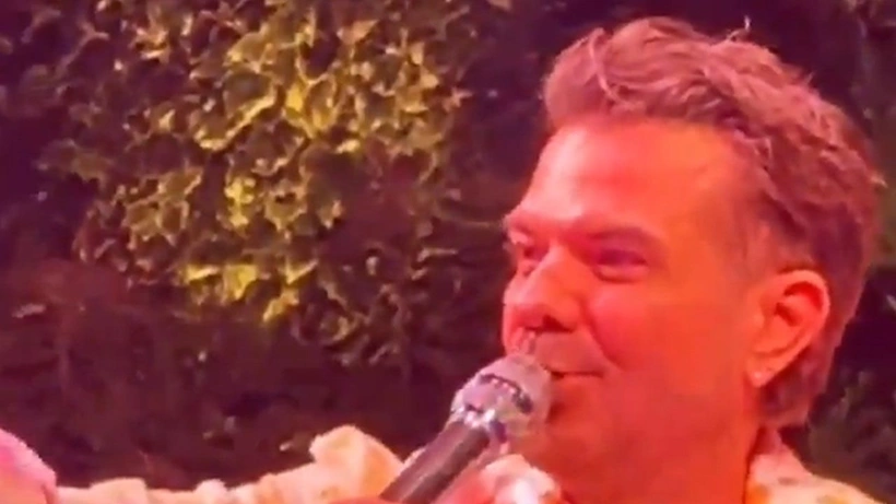 Kenan Doğulu'nun partisine polis baskını